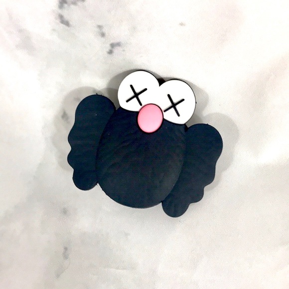 NEW Phone holder Kaws pop socket phone grip - Picture 1 of 3